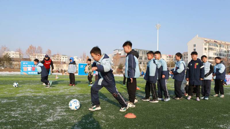 江南(JIANGNAN)官网入口 - 引领行业的高端娱乐品牌 中锋:支点与抢点类型